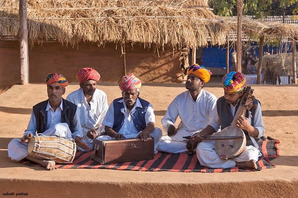 The culture of India is usually appreciated through its magnificent structures, vibrant festivals, and classical arts. However, there are communities that have been maintaining these aspects of the Indian culture through the generations, and without them, this culture would not survive.